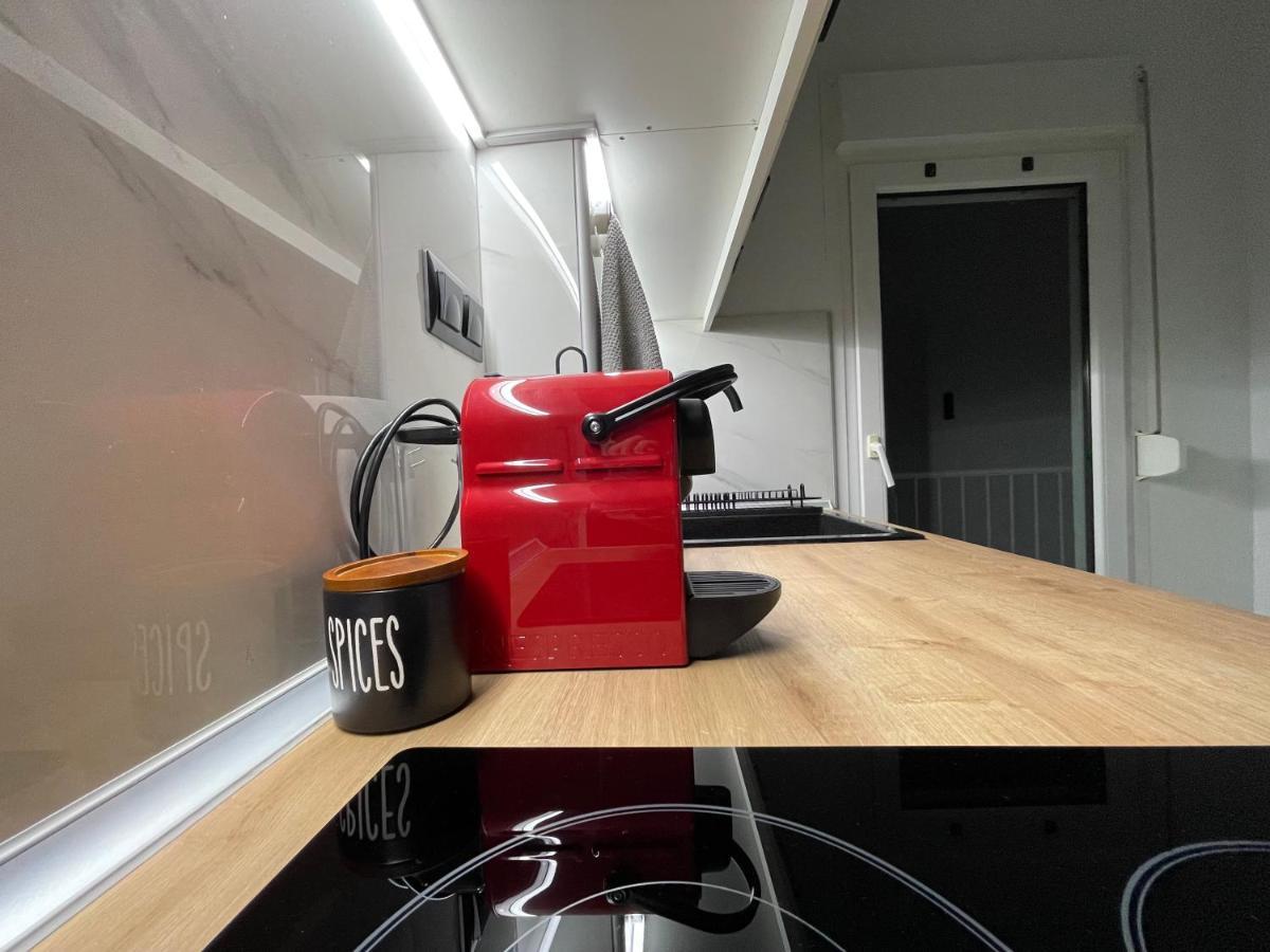 Deko Apartment 135 塞萨洛尼基 外观 照片